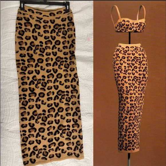 Alaia Dresses & Skirts - RARE ALAIA Azzedine F/W 1991 Runway leopard print wool midi skirt - Small